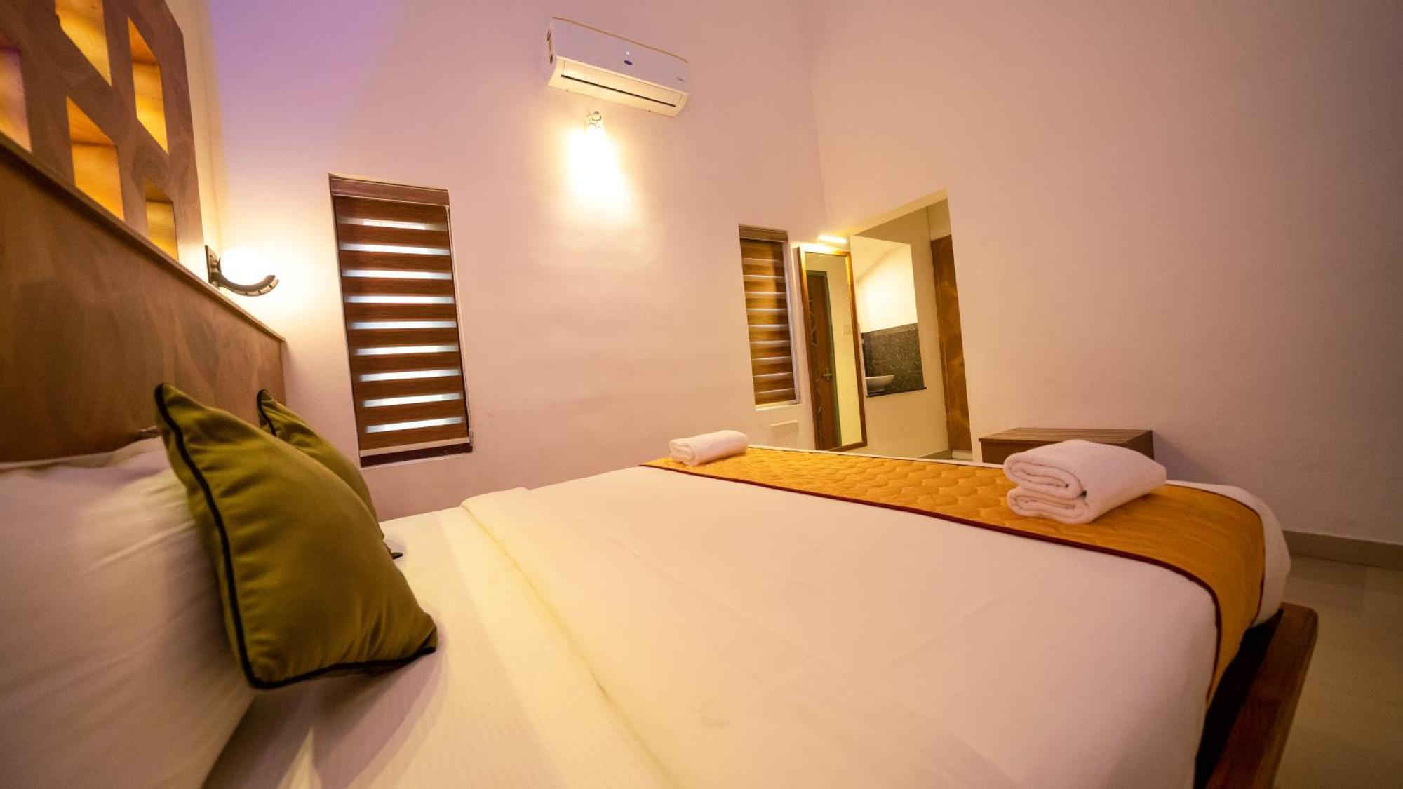 Vythiri Holiday Resort, Wayanad Exterior foto