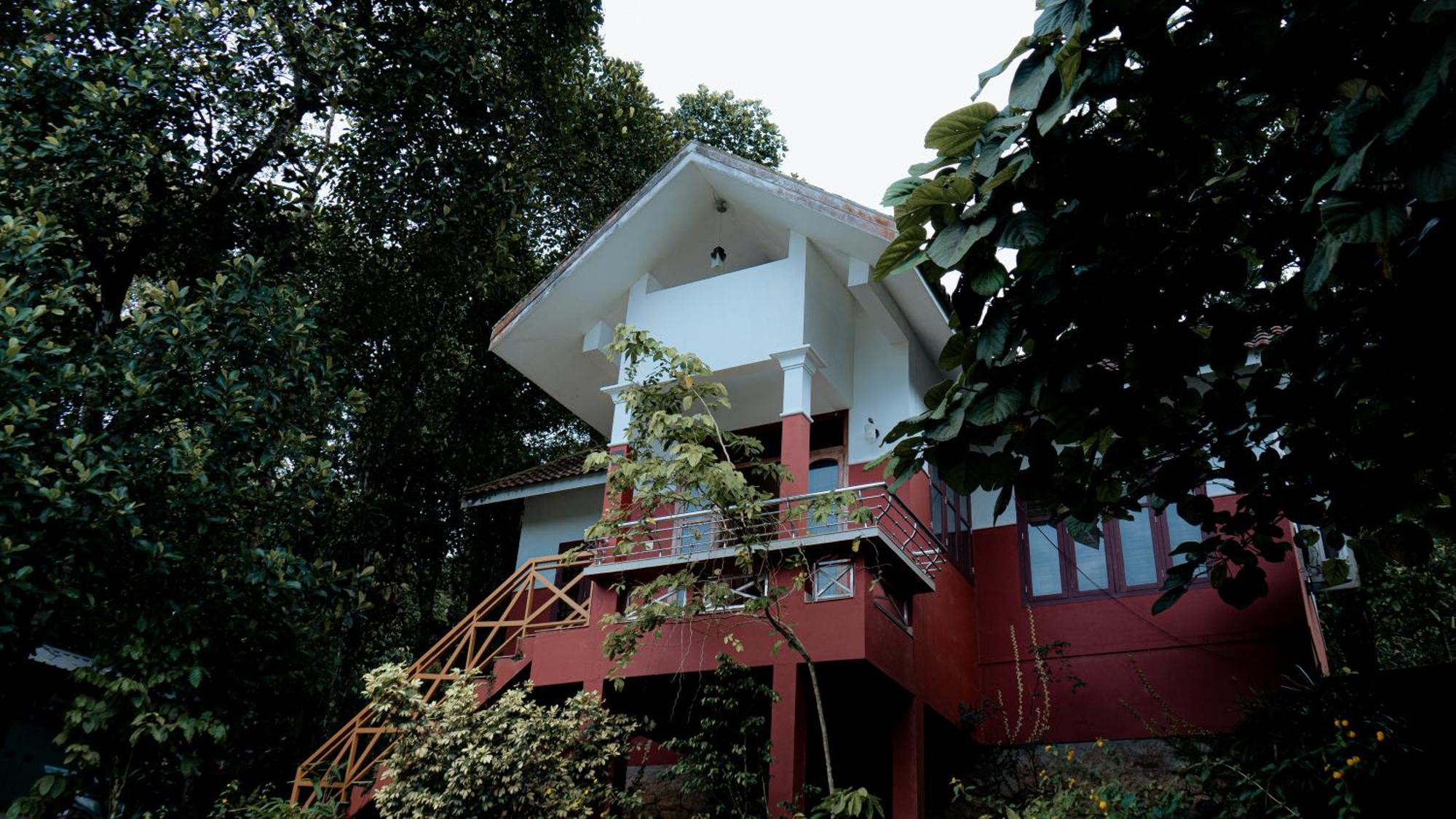 Vythiri Holiday Resort, Wayanad Exterior foto
