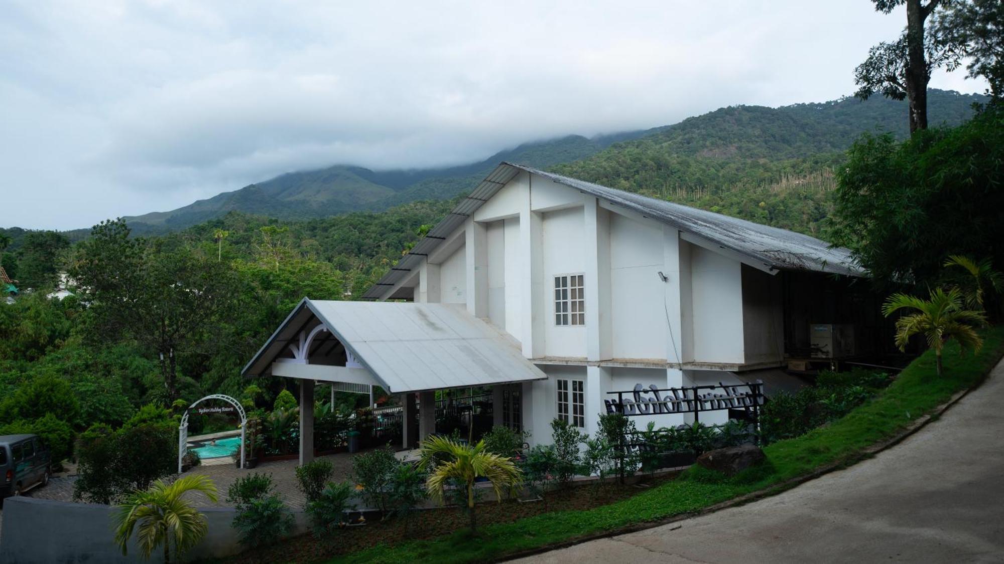 Vythiri Holiday Resort, Wayanad Exterior foto