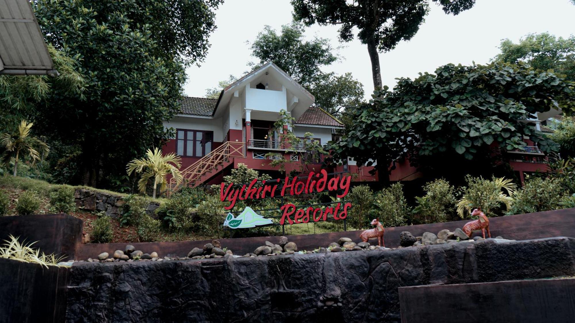 Vythiri Holiday Resort, Wayanad Exterior foto