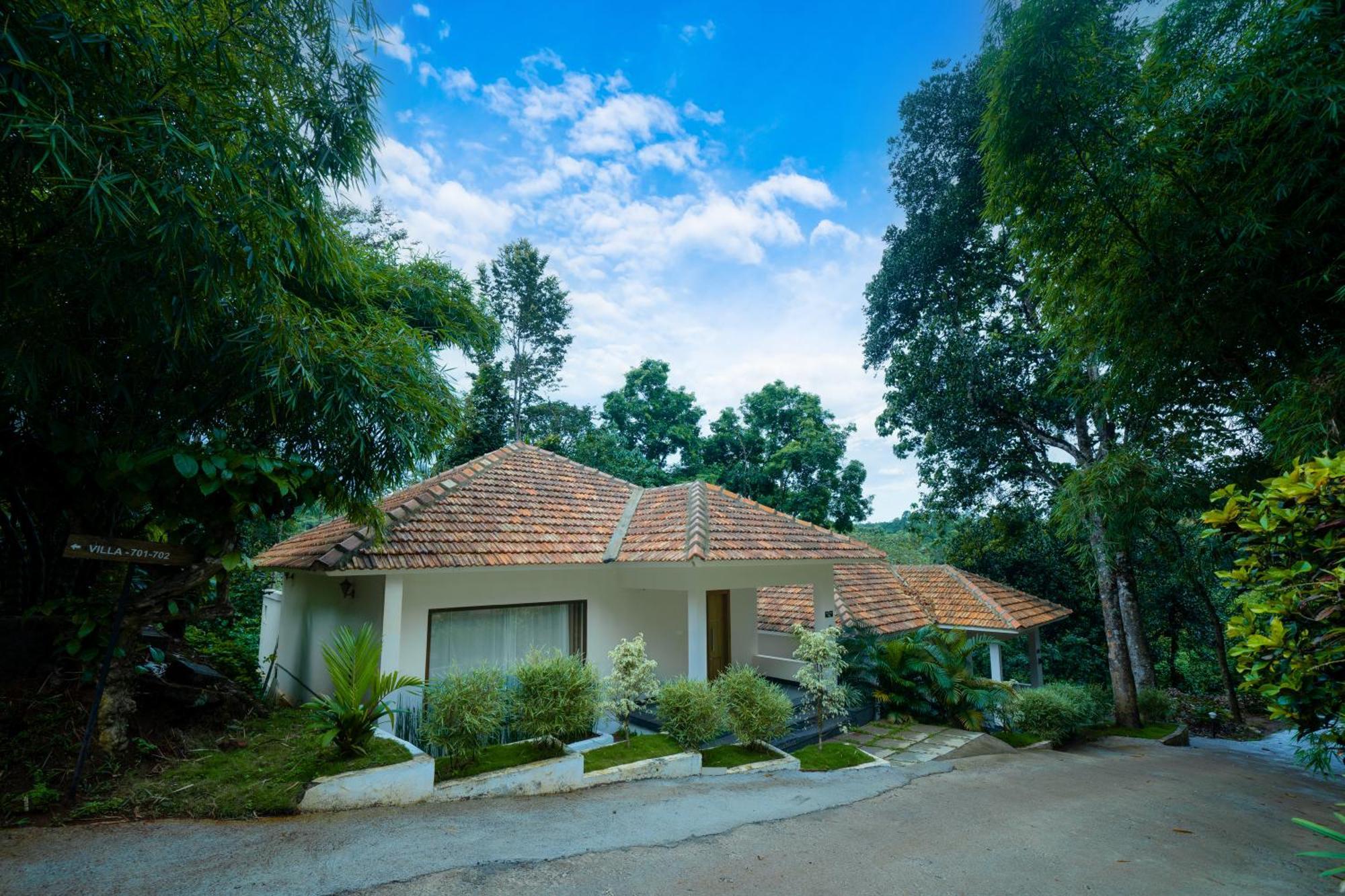 Vythiri Holiday Resort, Wayanad Exterior foto